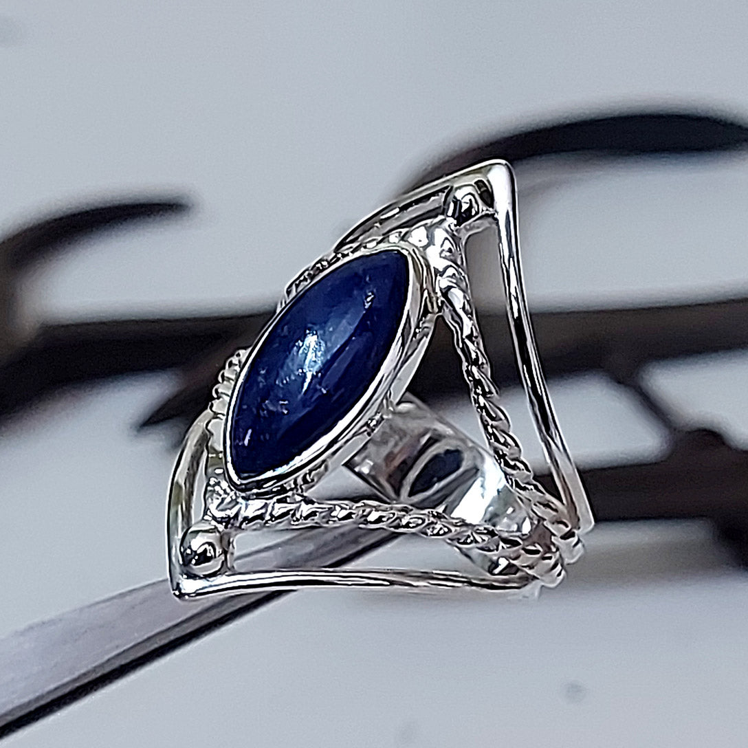 Lapis Lazuli Gem Gallery Ring